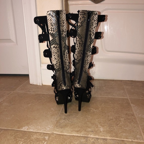 Shoe dazzle Gladiator heels! - Picture 4 of 7